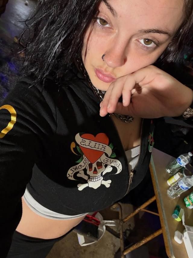 Pretty Young Girl 🍑꧁FOR INCALL & OUTCALL꧂ Super Freak💃 Fetish Friendly 🌺 Amazingly Skilled and Clean🥰💦Text me up for nasty an - Image 2